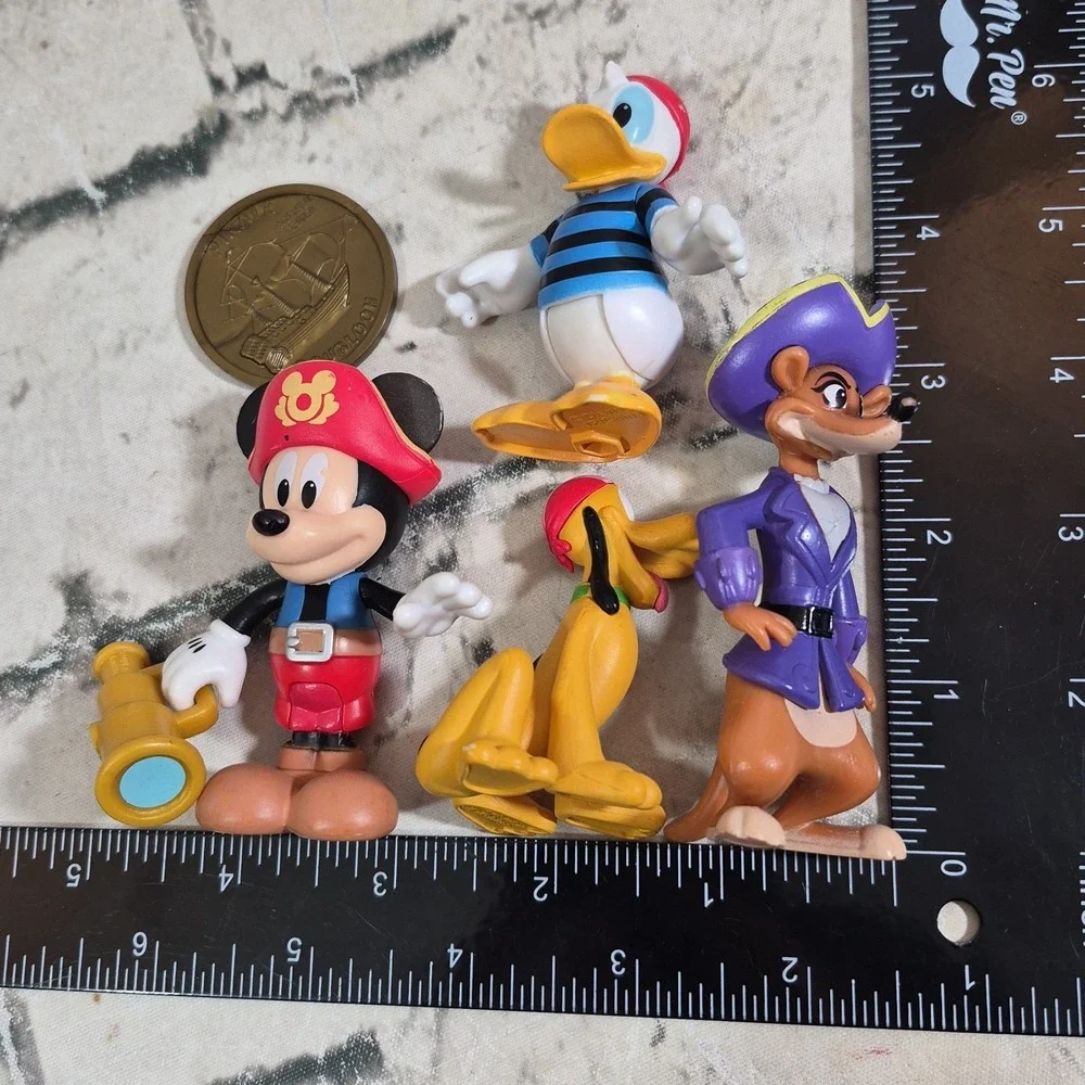 Disney Junior Mickey Mouse Funhouse Treasure Adventure Pirate Ship Figures Lot